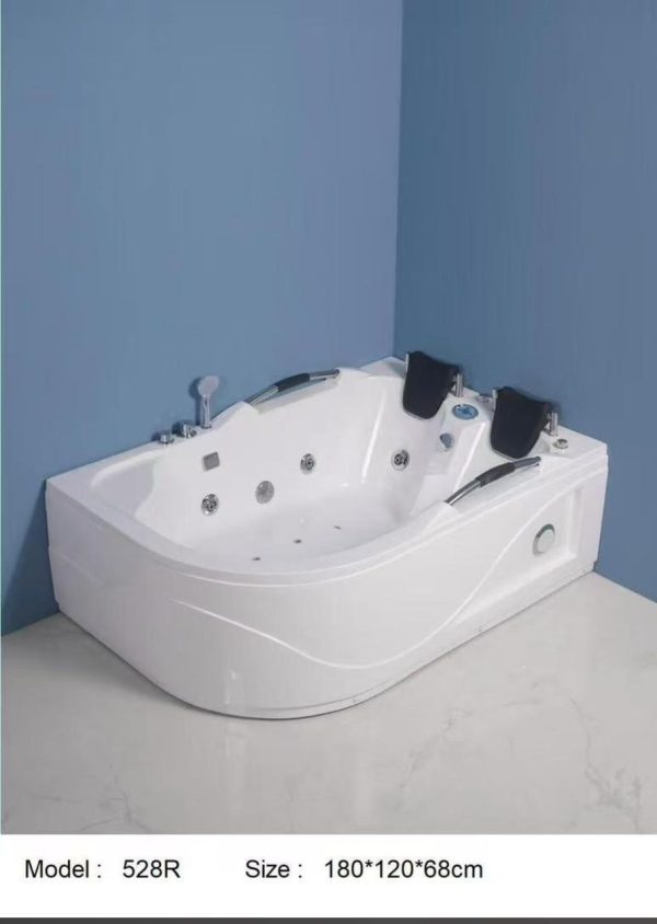 Luxury Double-Head Jacuzzi with Massage Jets